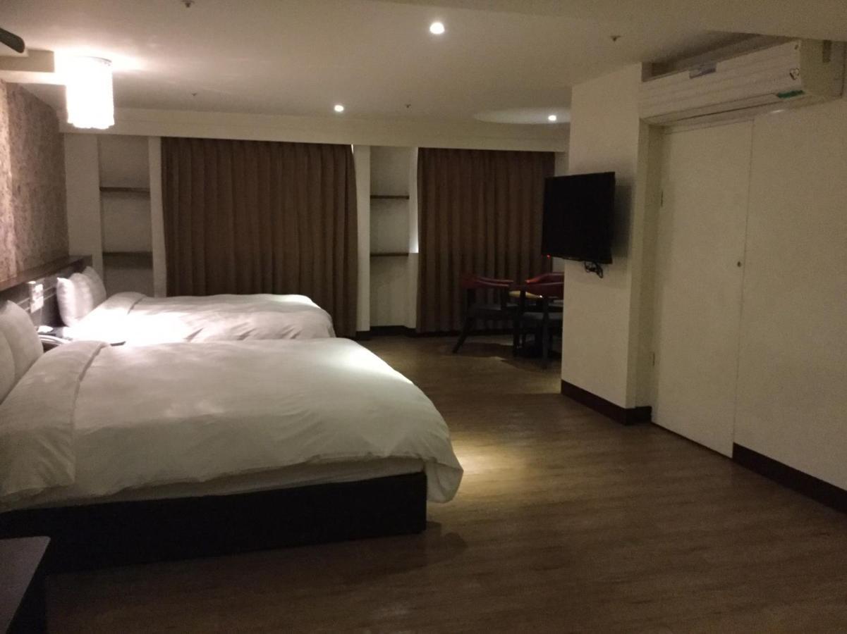 Dengfeng Milan Business Hotel Huwei Luaran gambar