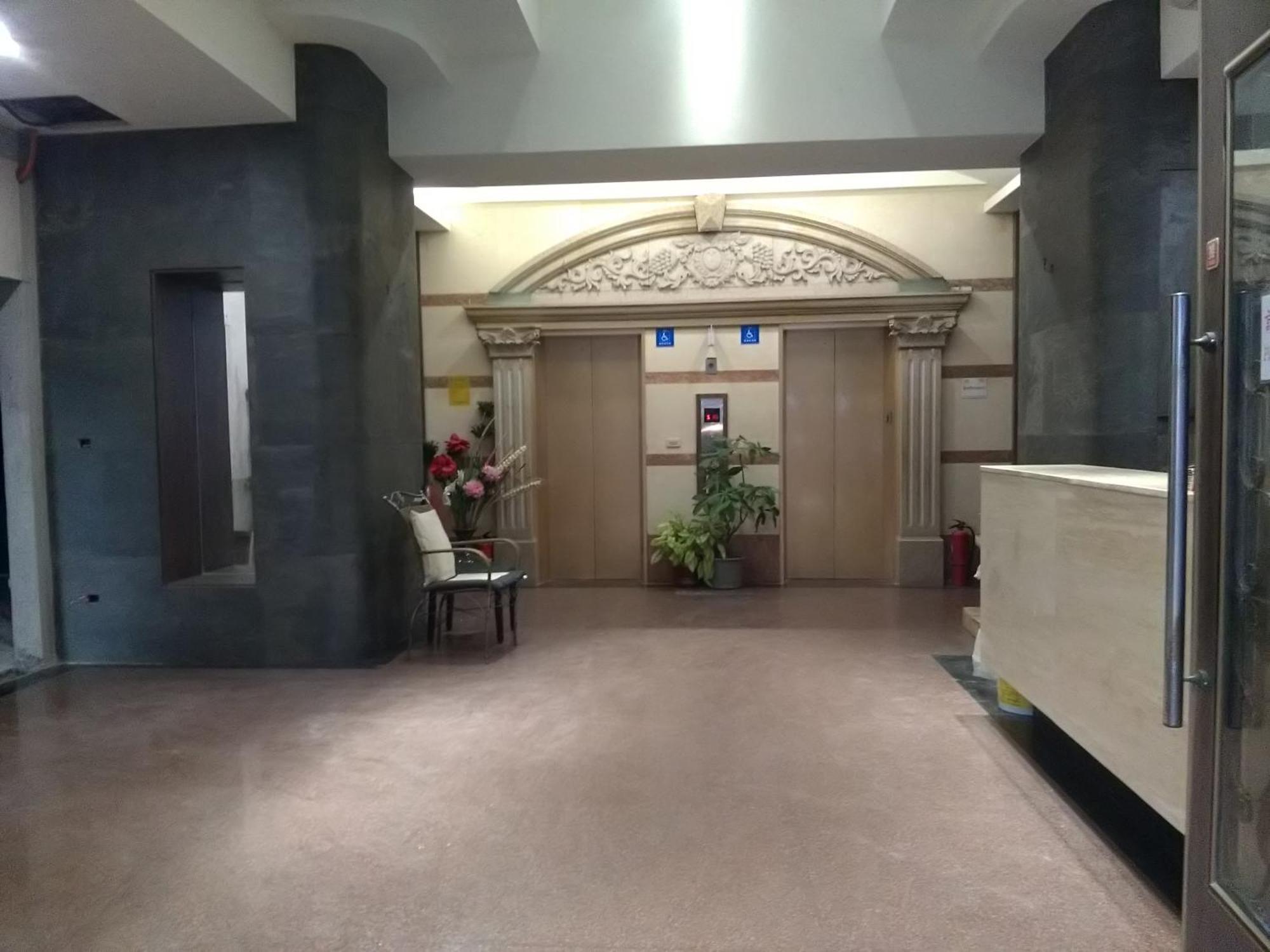 Dengfeng Milan Business Hotel Huwei Luaran gambar