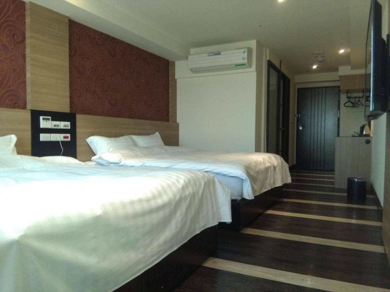 Dengfeng Milan Business Hotel Huwei Luaran gambar