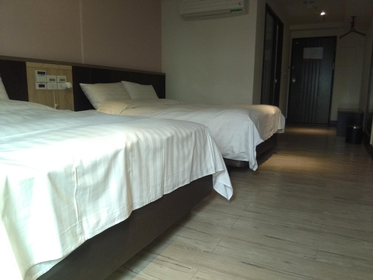 Dengfeng Milan Business Hotel Huwei Luaran gambar