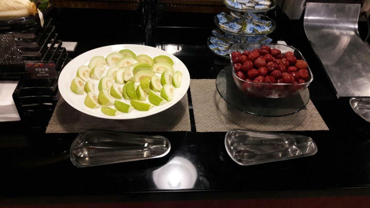 Dengfeng Milan Business Hotel Huwei Luaran gambar
